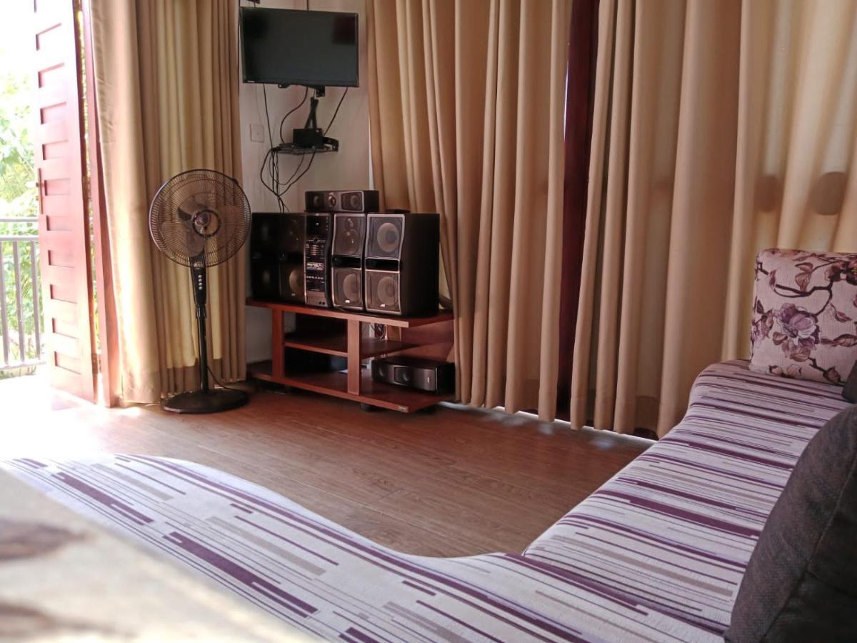 Home Stay Resort Nilaveli Exterior photo