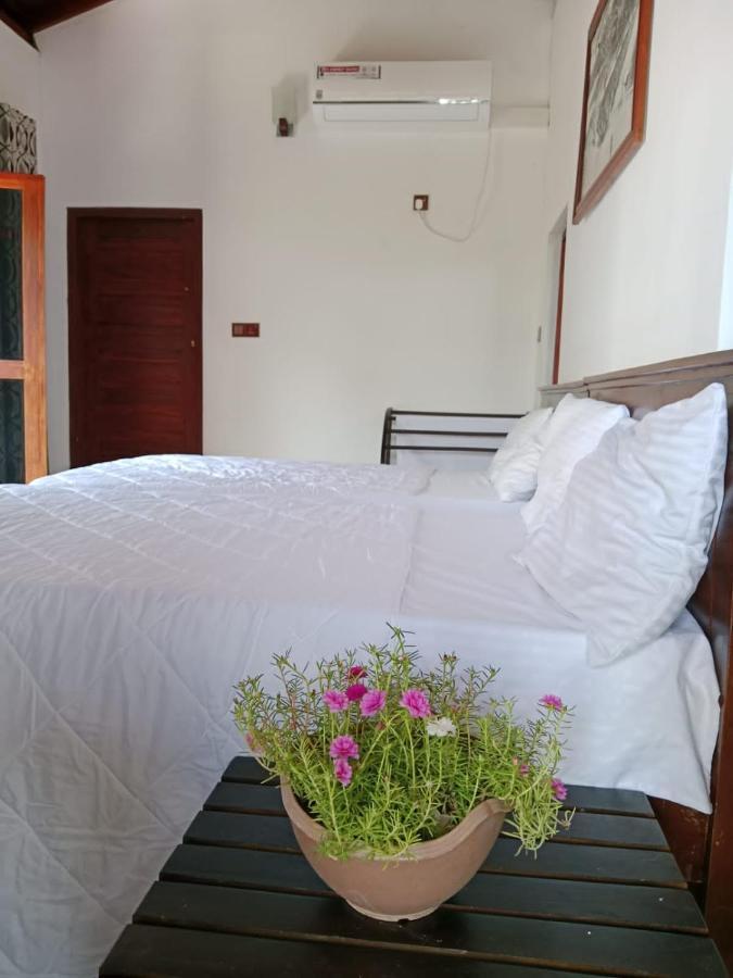 Home Stay Resort Nilaveli Exterior photo