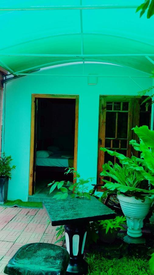 Home Stay Resort Nilaveli Exterior photo