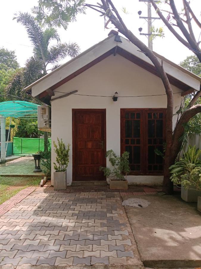 Home Stay Resort Nilaveli Exterior photo