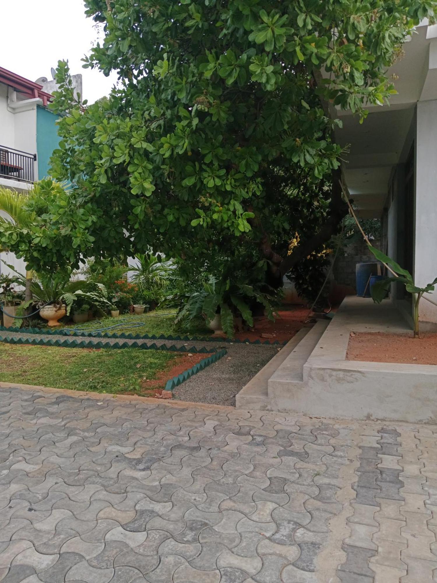 Home Stay Resort Nilaveli Exterior photo