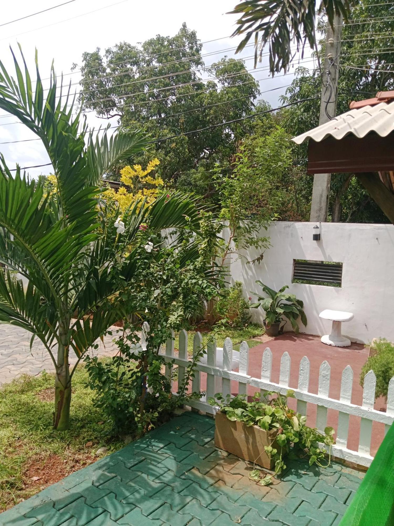 Home Stay Resort Nilaveli Exterior photo
